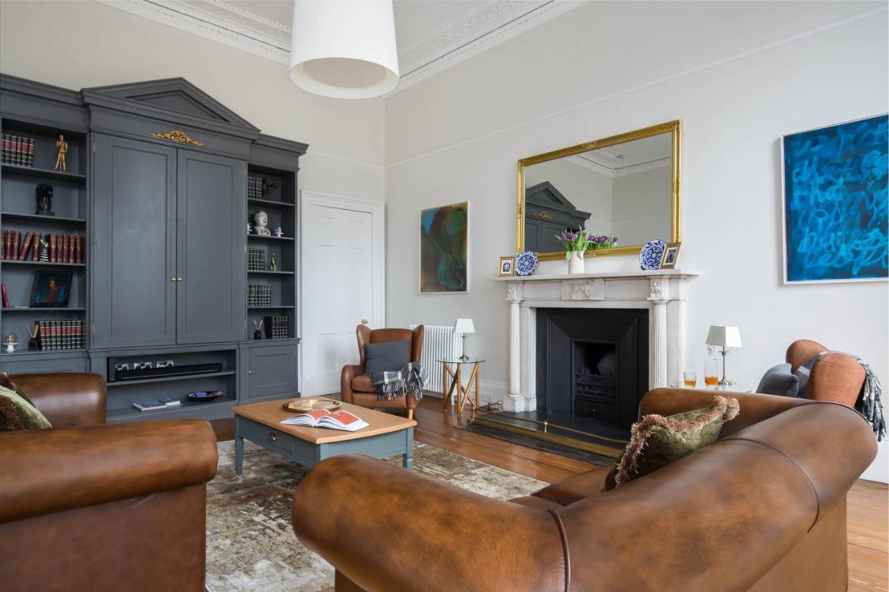 Magnificent Georgian 3-Bedroom Apartment In New Town EDI Exterior foto
